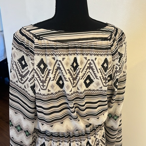 Chelsea & Violet Dress, Sz. Large - Picture 4 of 10